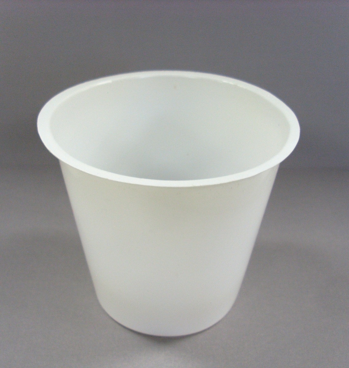 Plant Pot White Medium