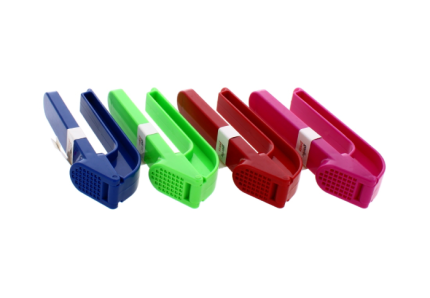 Plastic Kitchen Garlic Press – Assorted Colours for Quick & Efficient Crushing